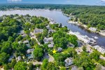 Ideal location in the heart of downtown Saugatuck